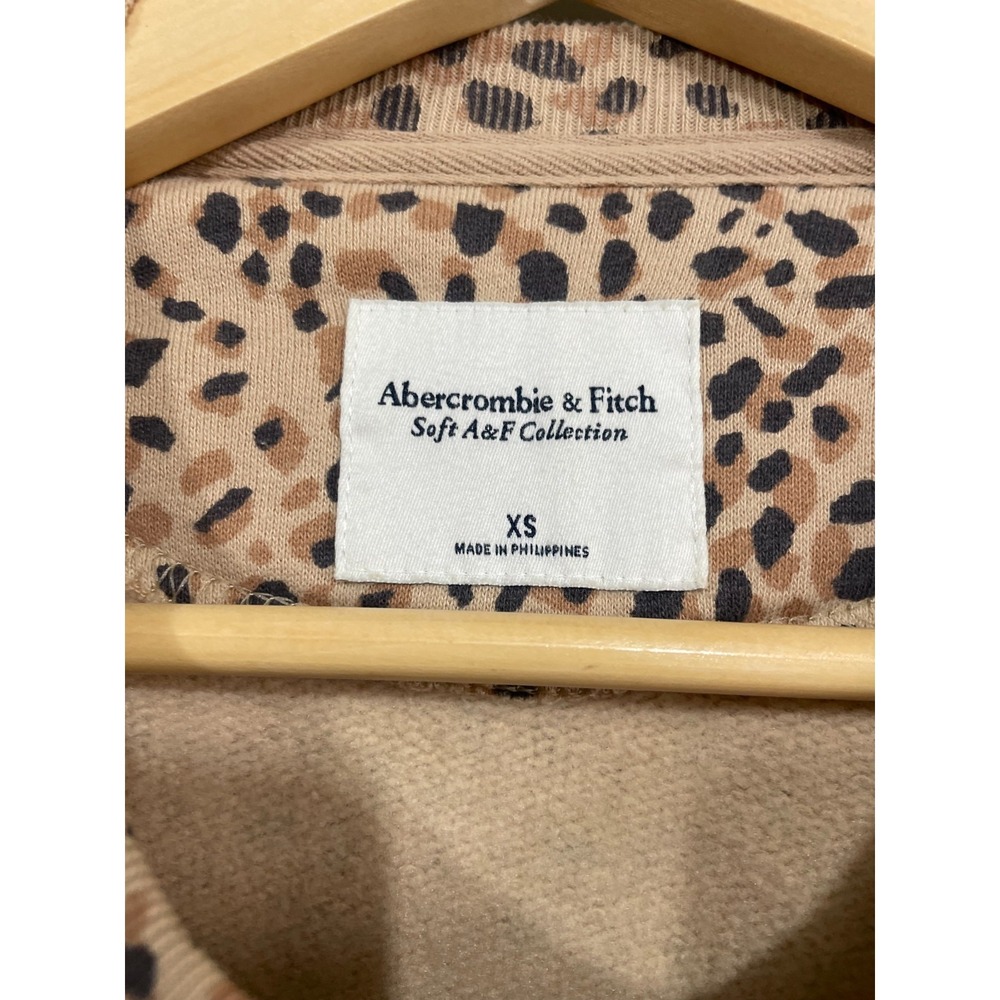 Abercronbie & Fitch Oversized Crew Sweatshirt in Tan Leopard Print Size xS - Picture 2 of 5